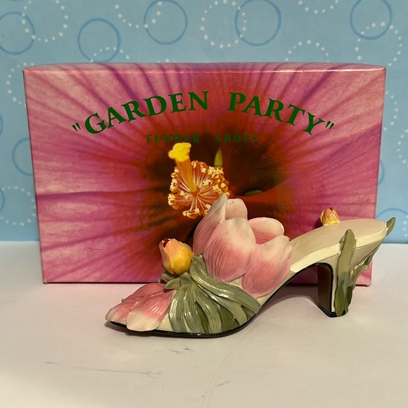 Garden Party Collectible Shoe "Tulip Shoe" High Heel Shoe - Picture 1 of 8